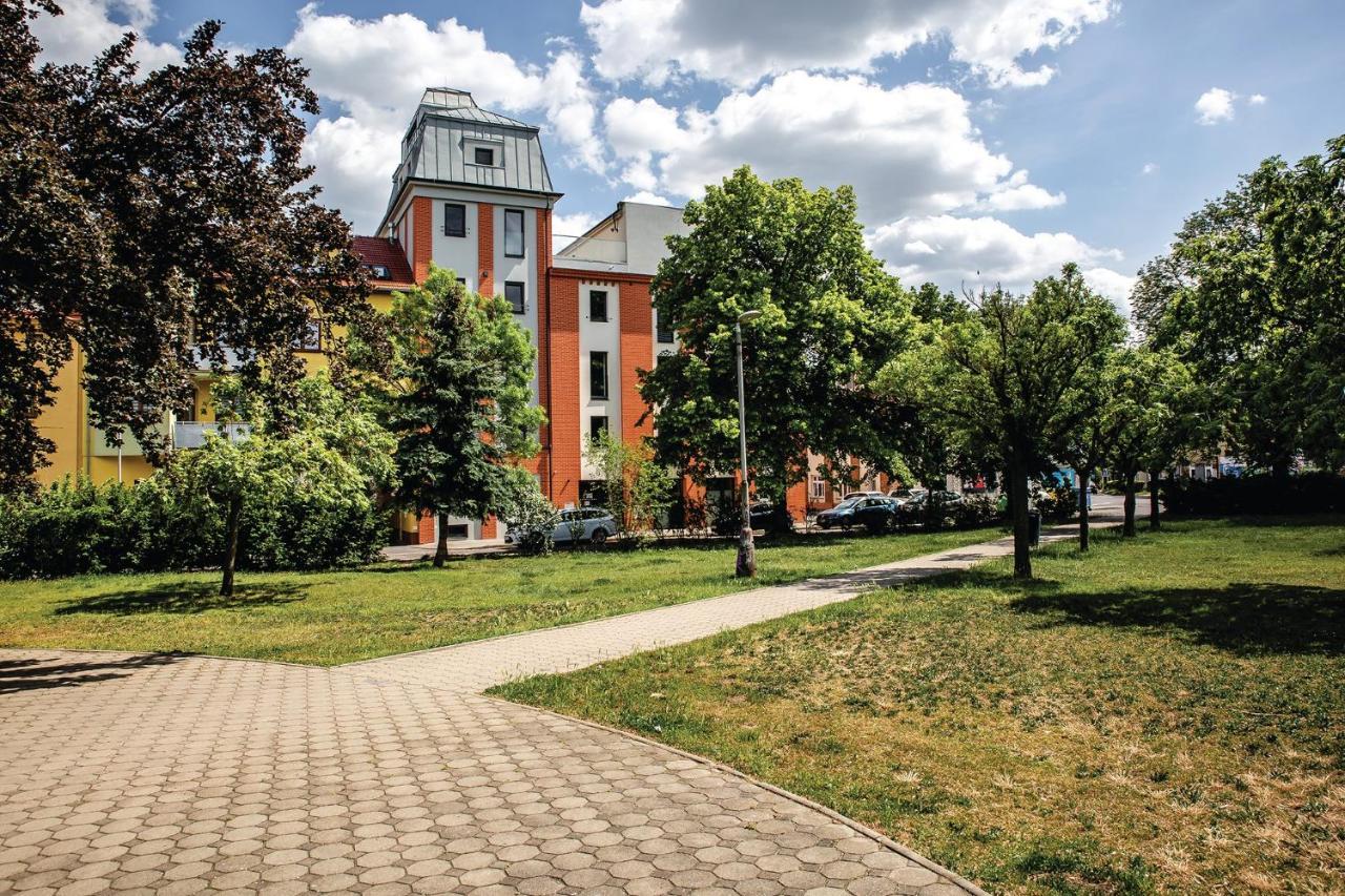 Kelleruv Mlyn - Apartman S Vlastni Garazi, Znojmo Centrum Exterior foto